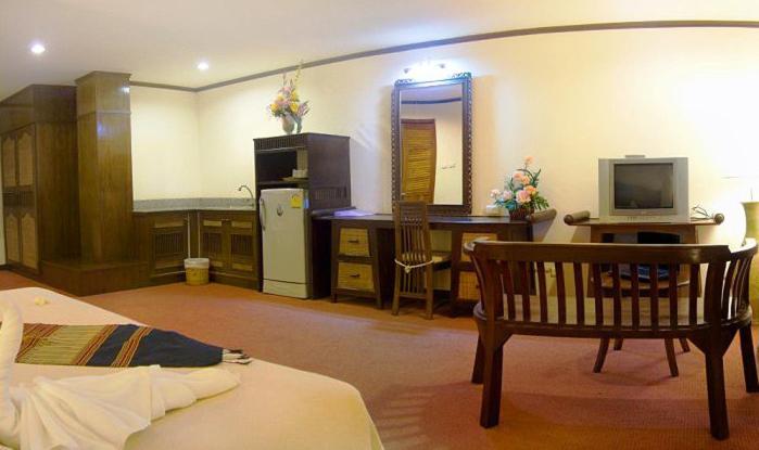 Phuphaya Resort Pattaya Quarto foto