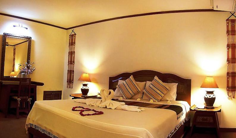 Phuphaya Resort Pattaya Quarto foto
